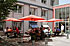 Pause im Caf&eacute; des Hauses